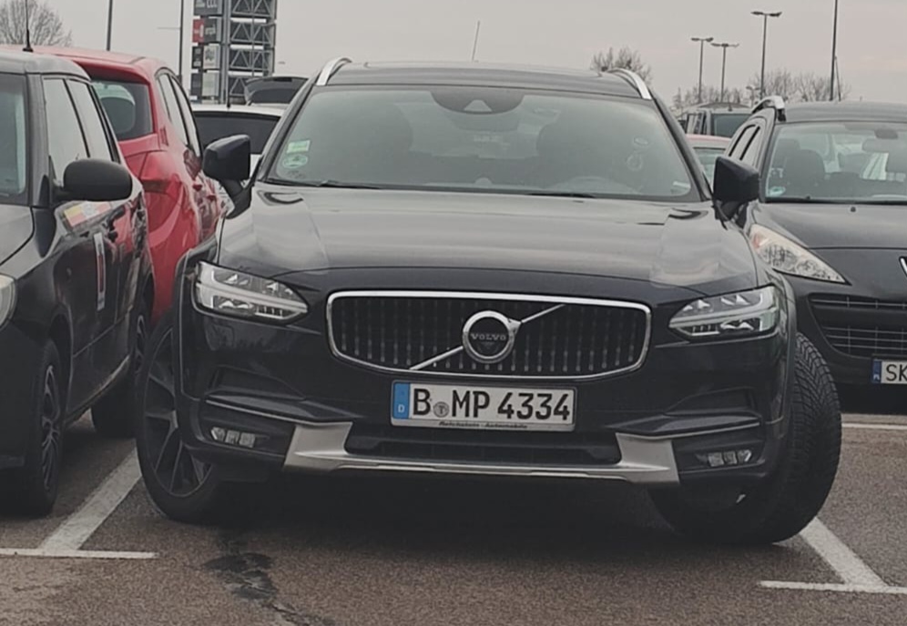 B MP 4334, Volvo V90 2nd gen Cross Country (235/236), 2016–