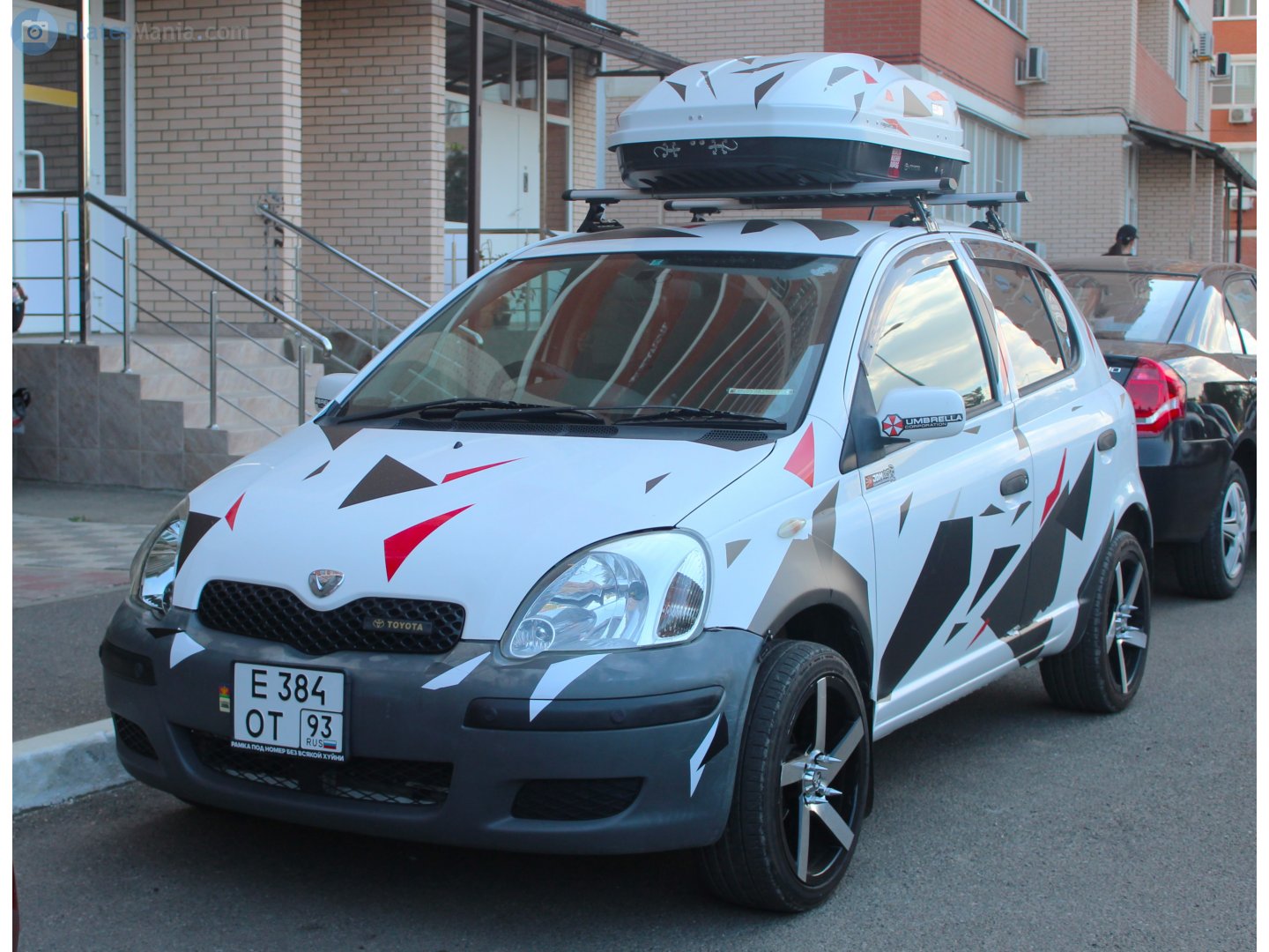 е 384 от 93, Toyota Vitz 1st gen 5-door Hatch (XP10), 1999–2005