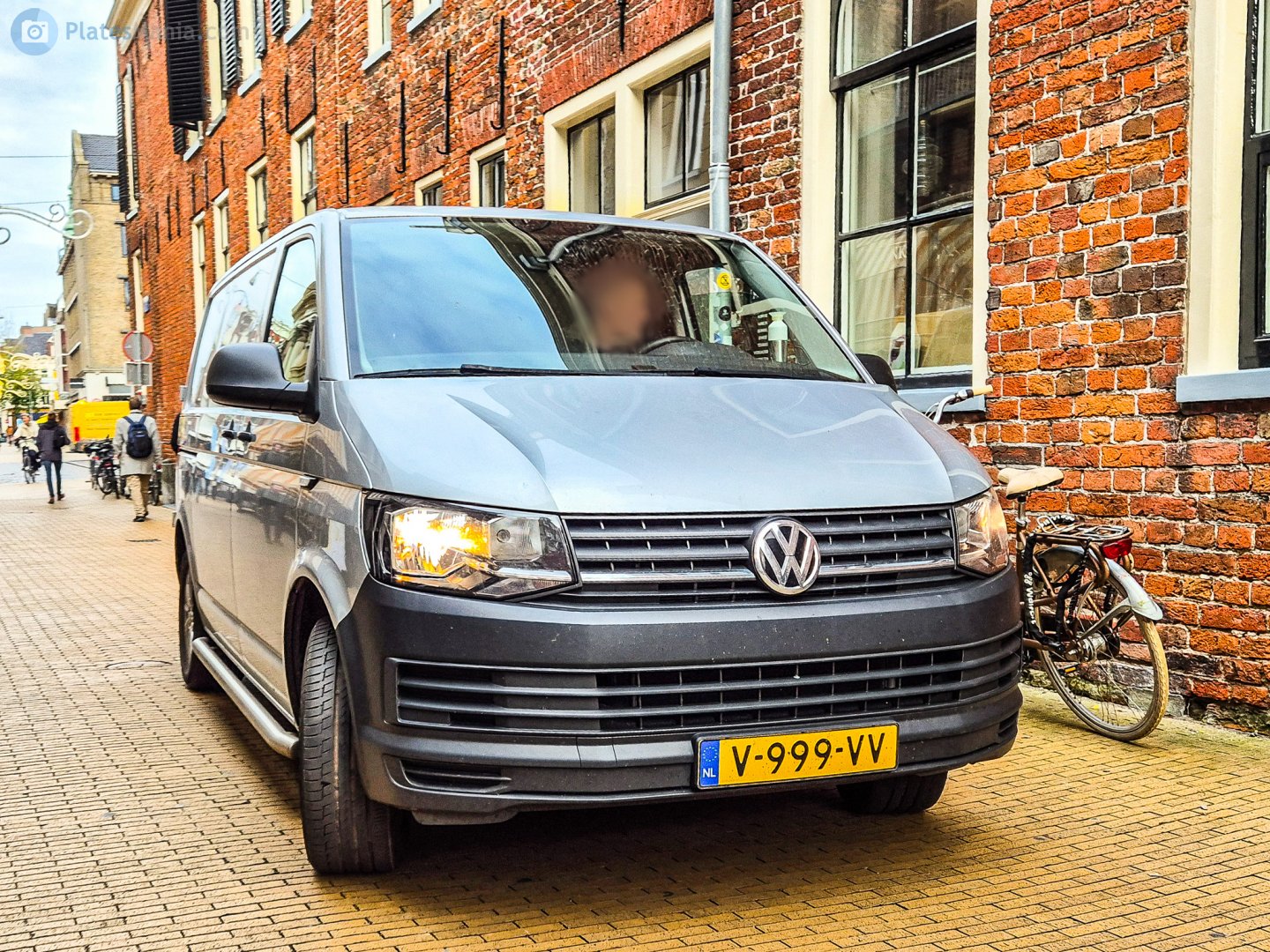 V-999-VV, Volkswagen Transporter 6th gen Van (T6) (SG), 2015–2019