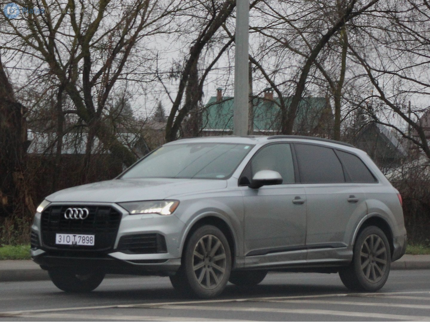 3IO T 7898, Audi Q7 2nd gen (4MB), 2015–2019