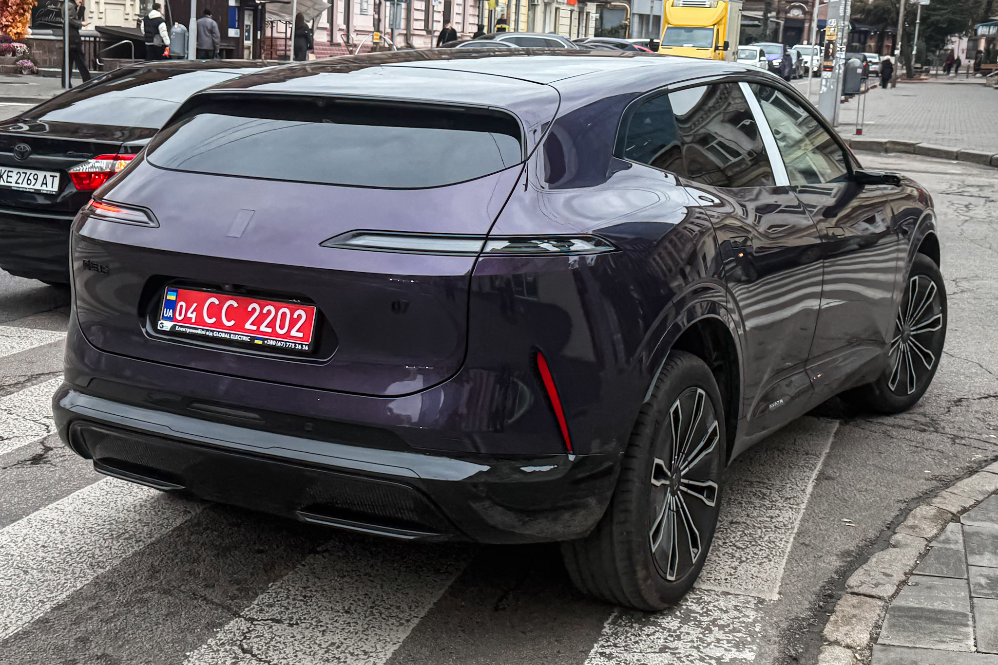 04 CC 2202, Avatr 11 