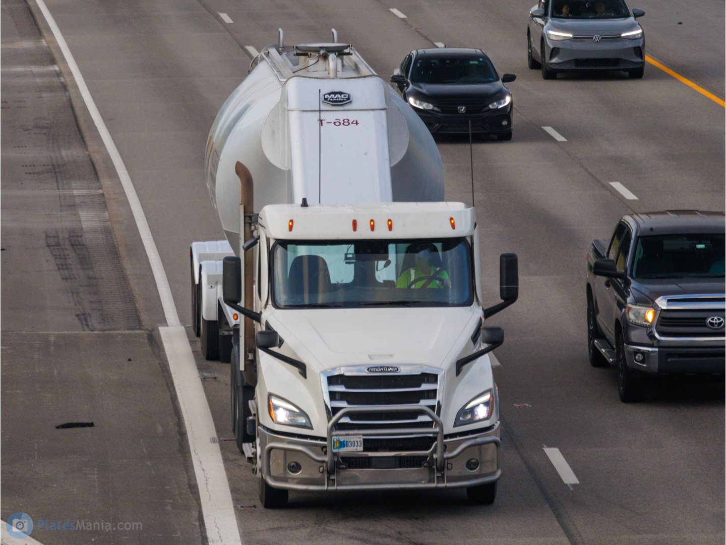 3603033, Freightliner Cascadia 3rd/4th gen New Cascadia (2017–)