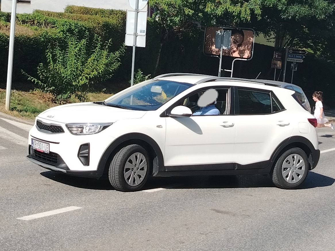 KR 901-LE, Kia Stonic 1st gen (YB), 2017–