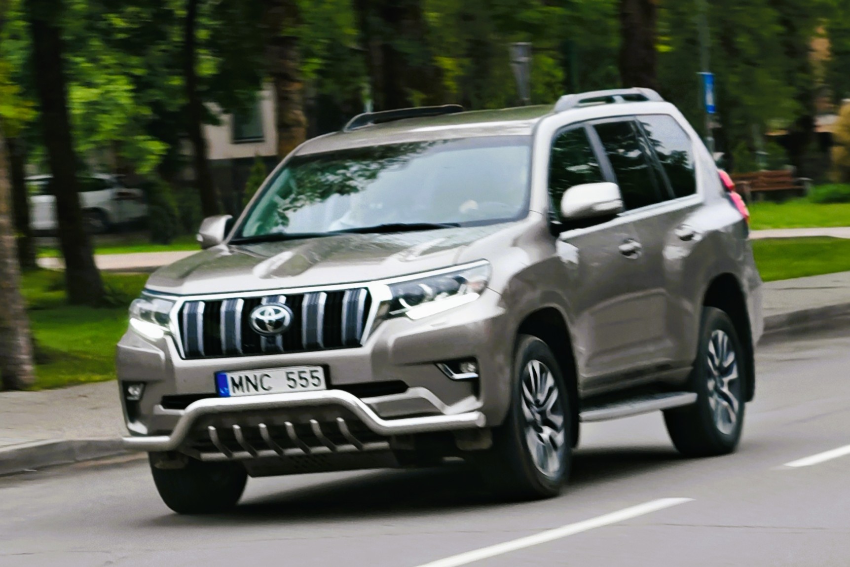 MNC 555, Toyota Land Cruiser Prado 4th gen 5-door SUV (J150), 2nd facelift, 2017–2023