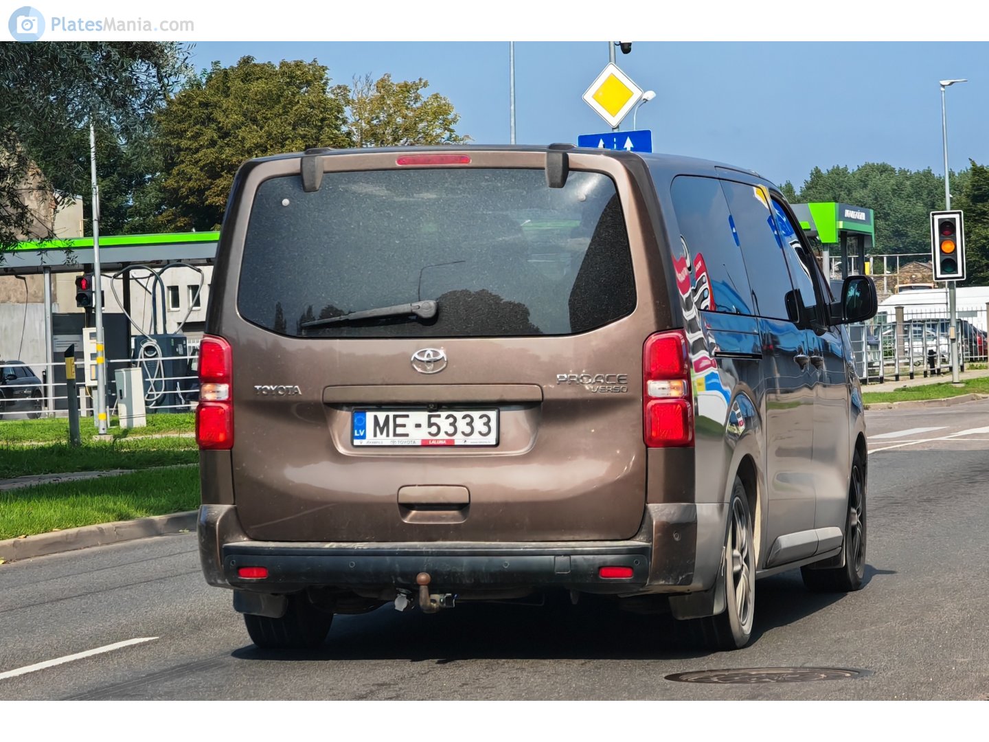 ME-5333, Toyota ProAce 2nd gen Verso Passenger Van (K0), 2016­–2024