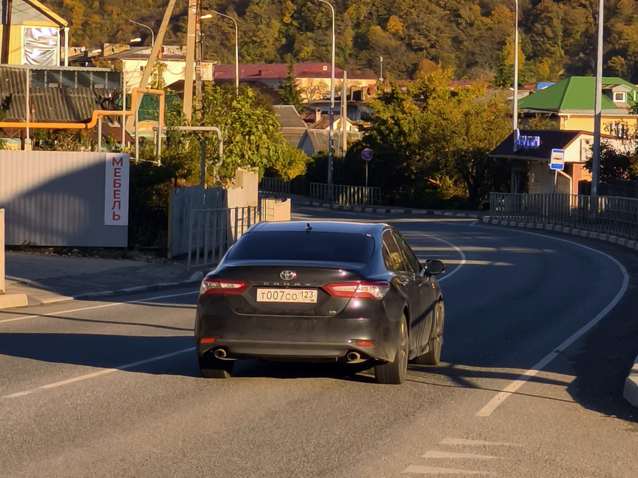 т 007 со 123, Toyota Camry 8th gen (XV70), 2017–