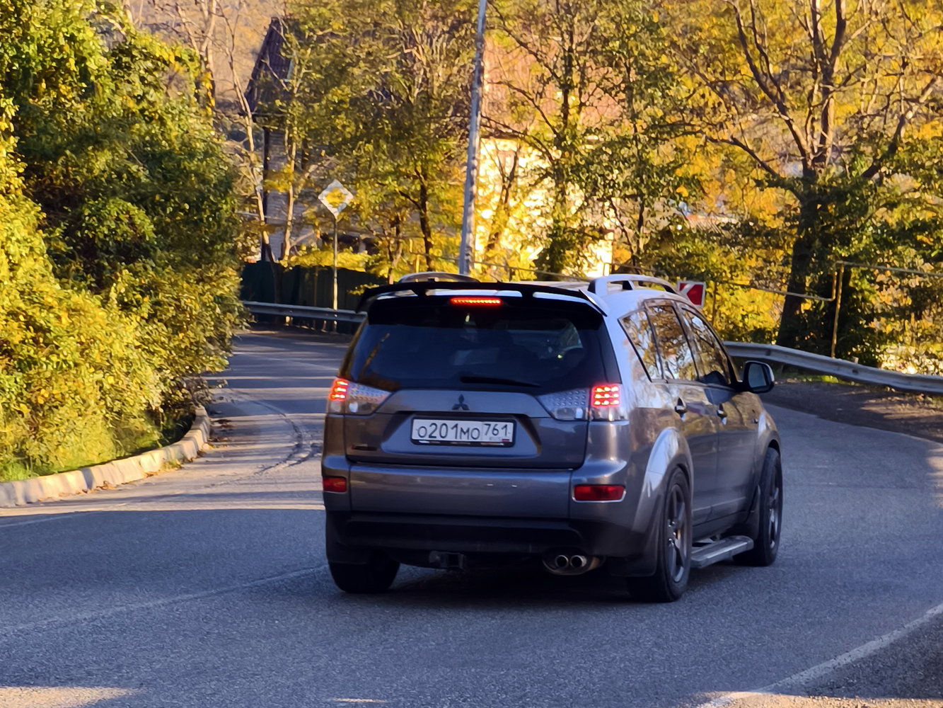 о 201 мо 761, Mitsubishi Outlander 2nd gen (XL) (CW/ZG/ZH), 2005–2013