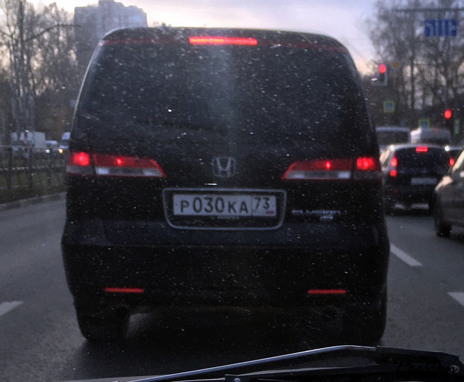 р 030 ка 73, Honda Elysion 1st gen (RR), 2004–2006