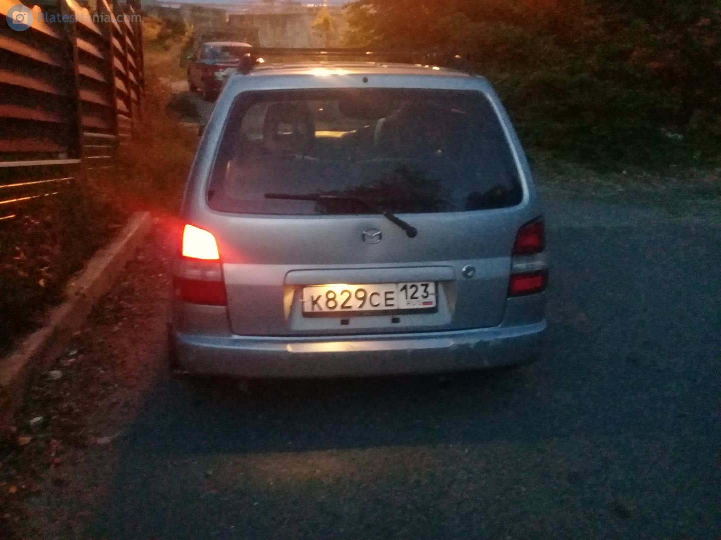 к 829 се 123, Mazda Demio 1st gen (DW), 1996–2003