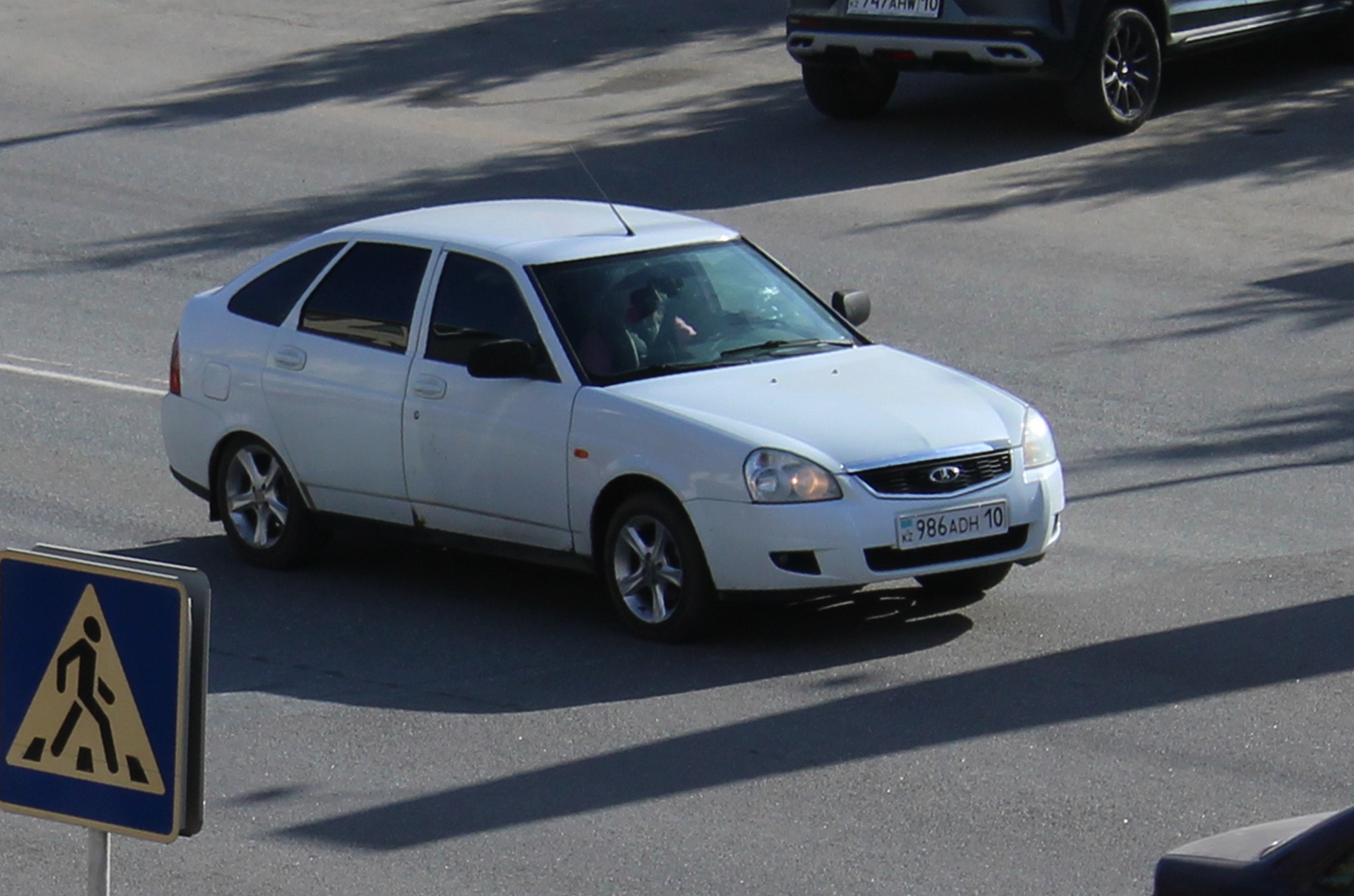 986 ADH 10, Lada (VAZ) 2172 Priora 