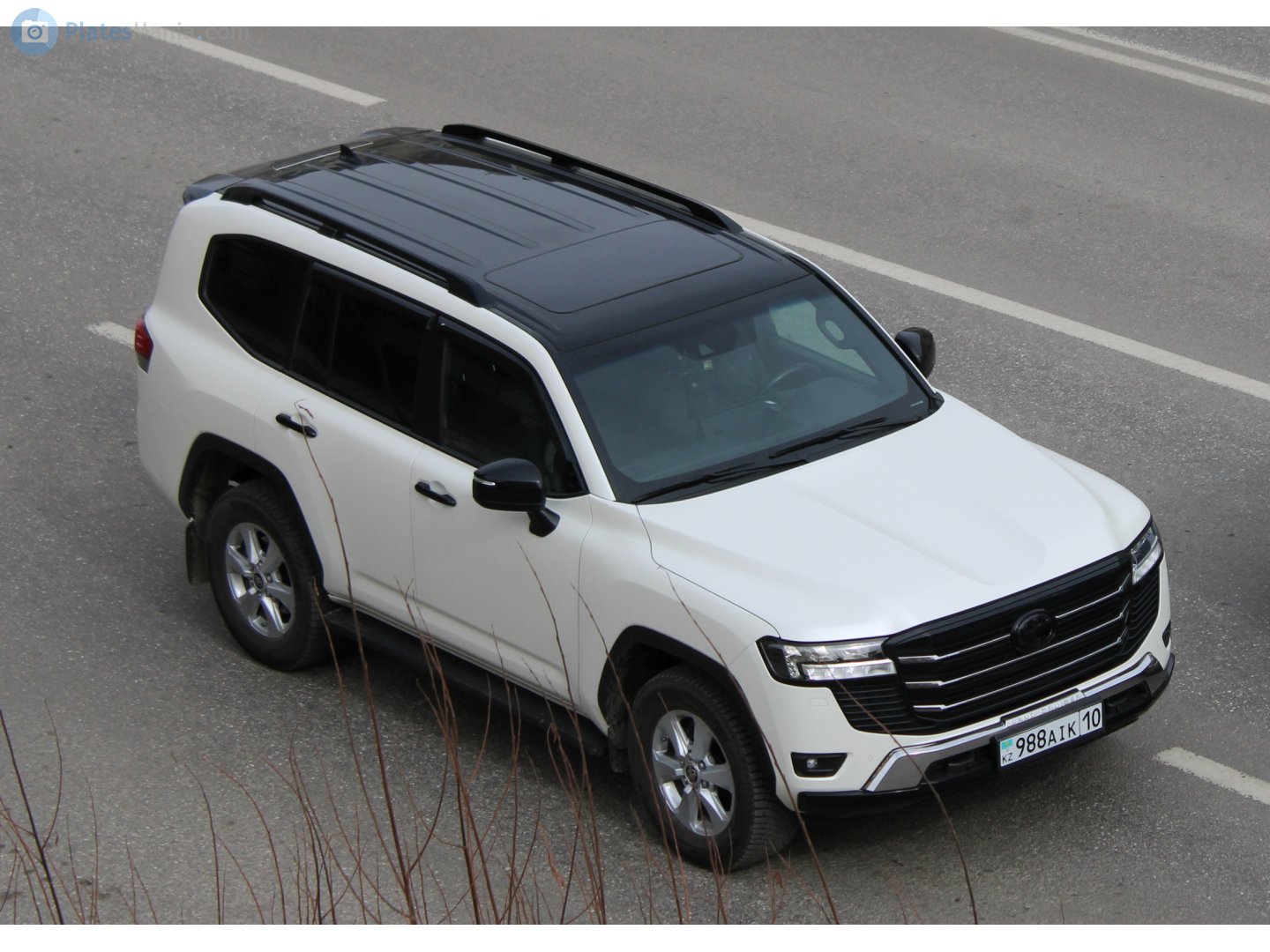 988 AIK 10, Toyota Land Cruiser 300 (J300), 2021–