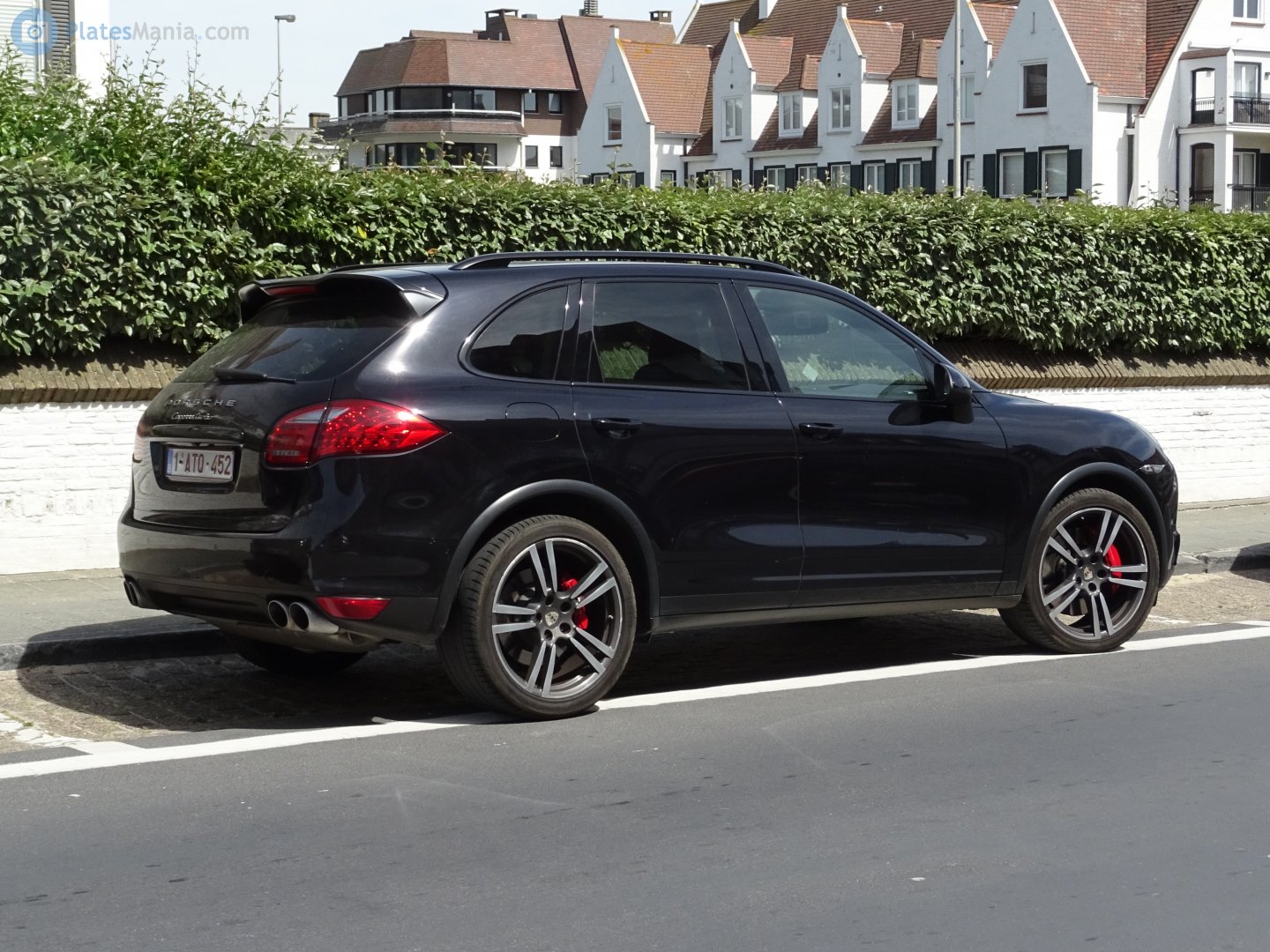 1-ATQ-452, Porsche Cayenne 2nd gen (958; 92A), 2010–2014