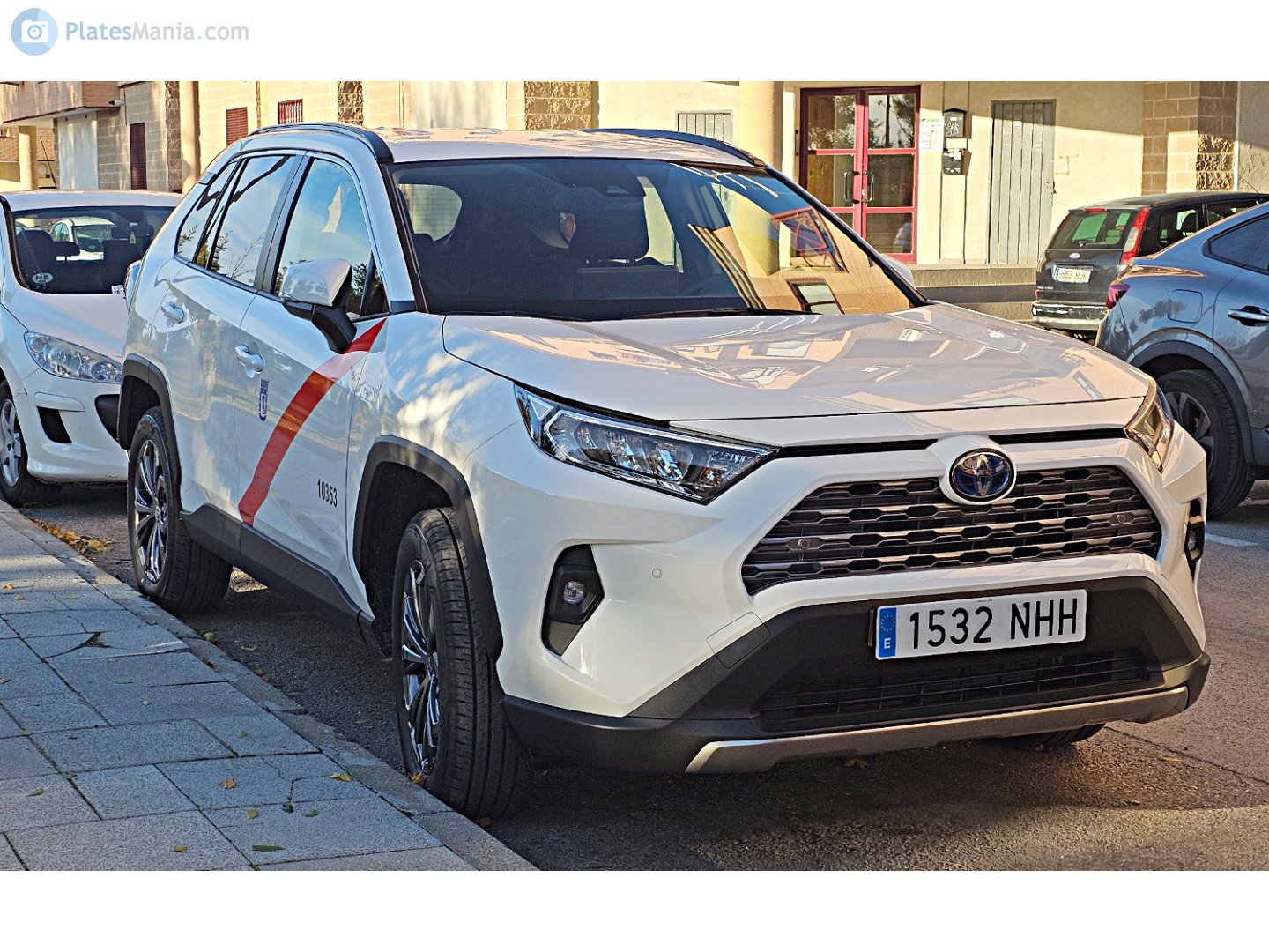 1532 NHH, Toyota RAV4 5th gen (XA50), 2018–