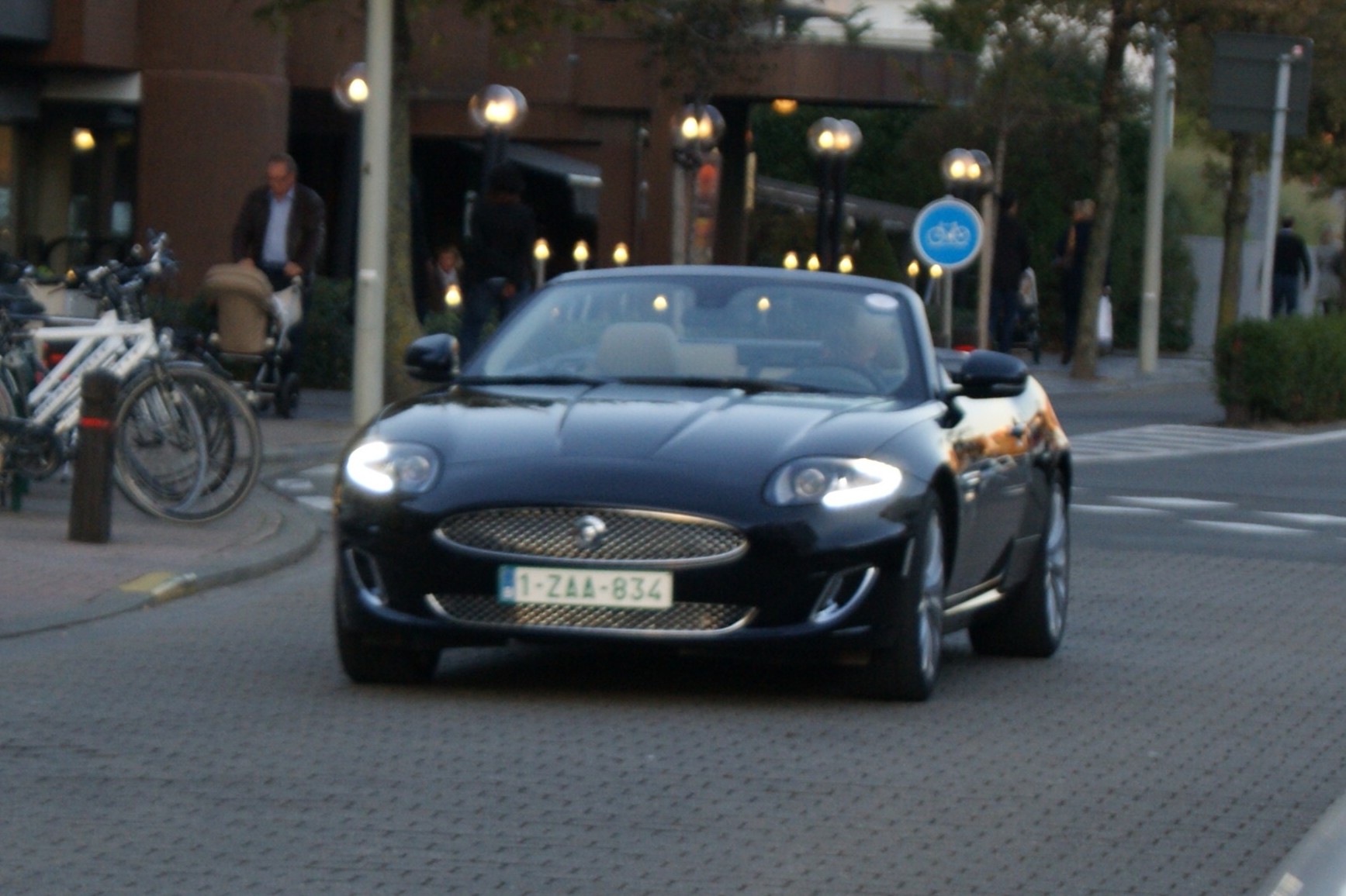 1-ZAA-834, Jaguar XK 2nd gen Convertible (X150), 2006–2014