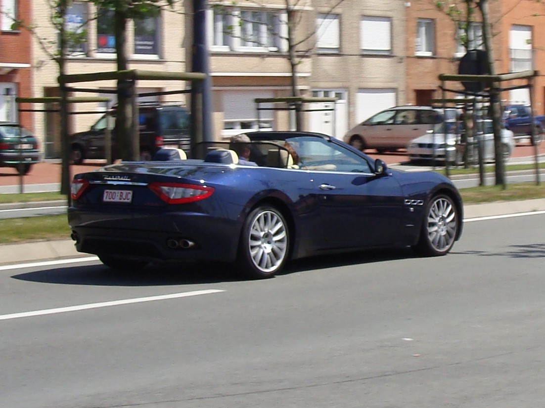 700-BJC, Maserati GranCabrio 1st gen (M145), 2009–2019