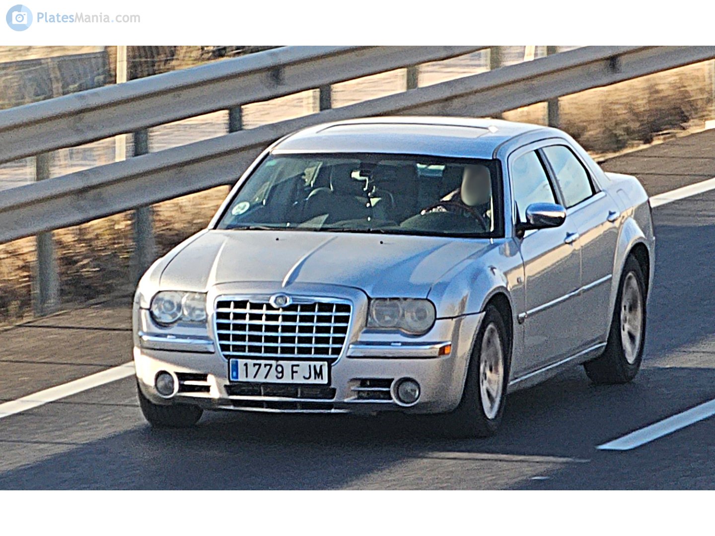 1779 FJM, Chrysler 300/300C 1st gen Sedan (LX), 2004–2010