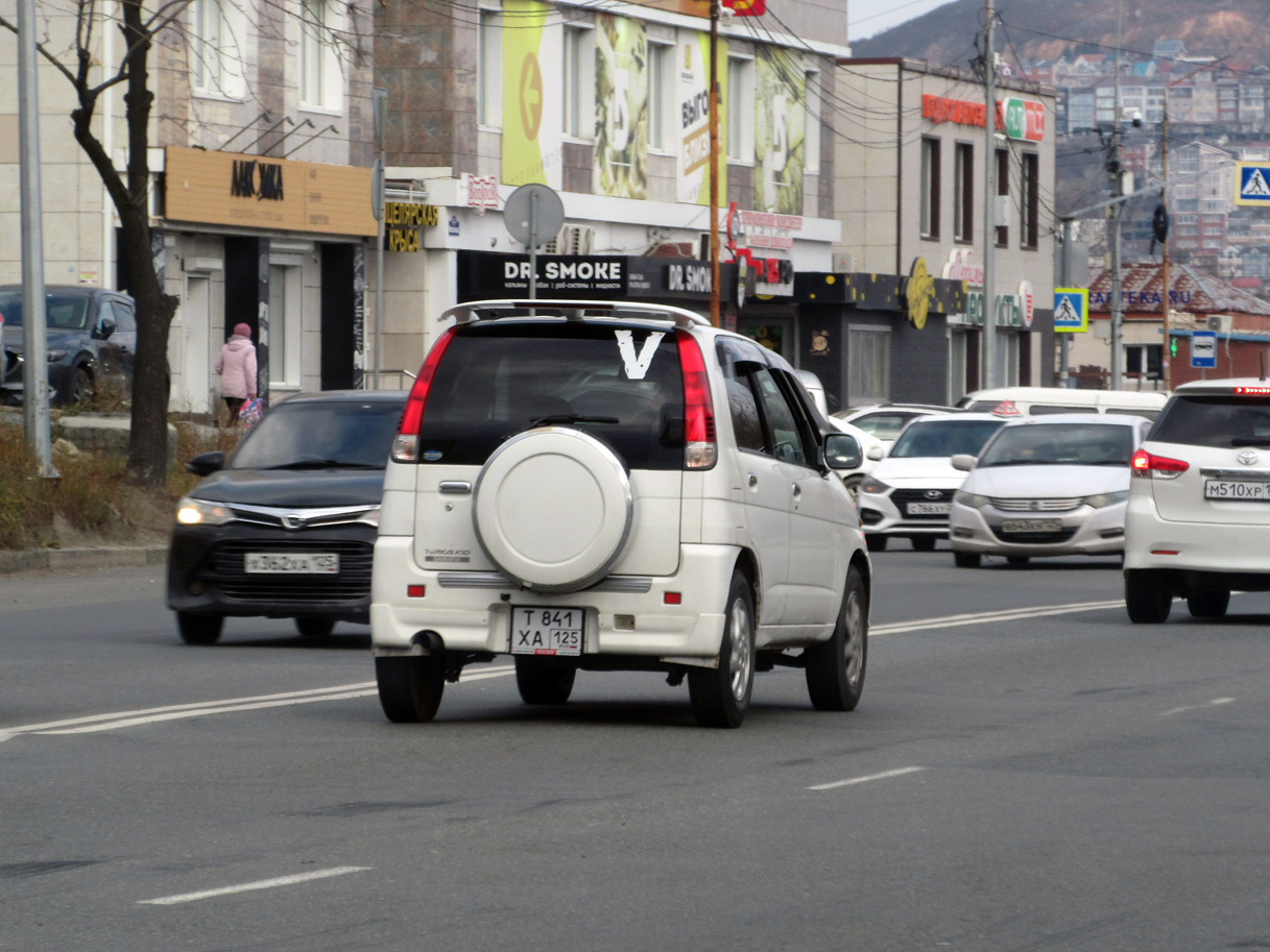 т 841 ха 125, Daihatsu Terios Kid 1st gen (J100), 1998–2012