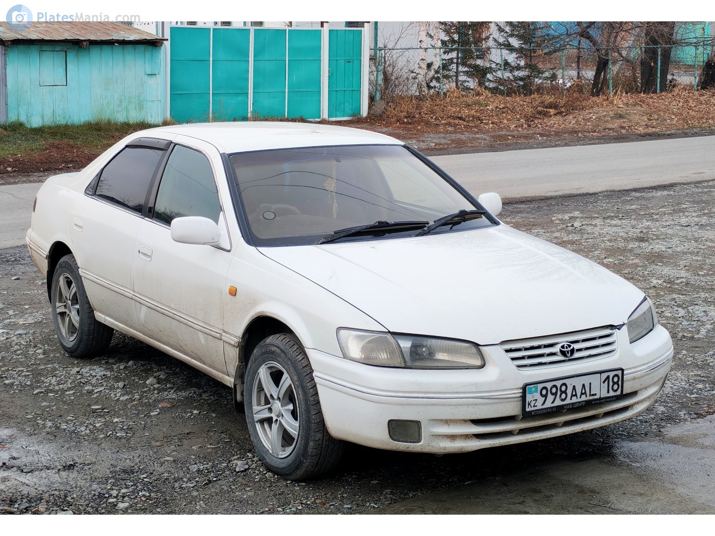 998 AAL 18, Toyota Camry Gracia Sedan (XV20), 1996–2001
