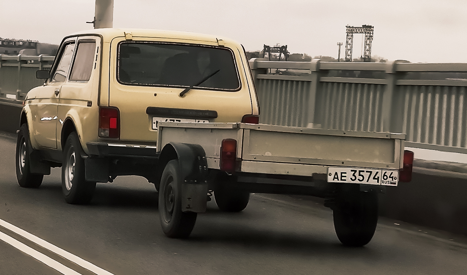 ае 3574 64, Trailers 