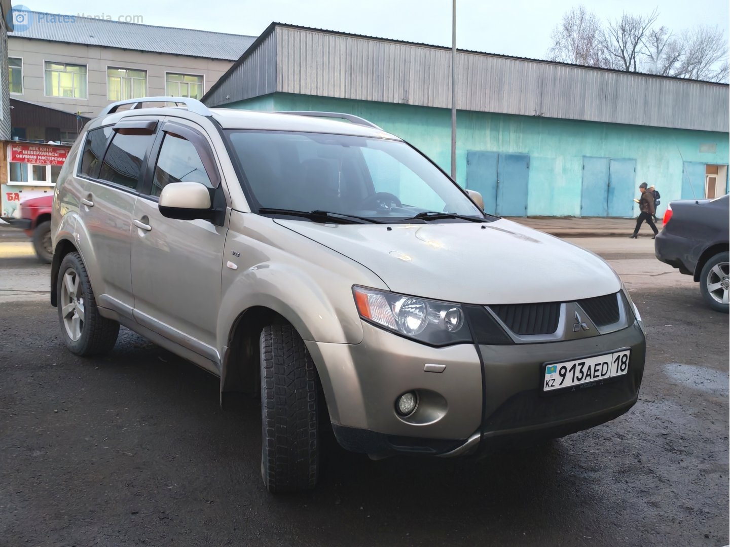 913 AED 18, Mitsubishi Outlander 2nd gen (XL) (CW/ZG/ZH), 2005–2013