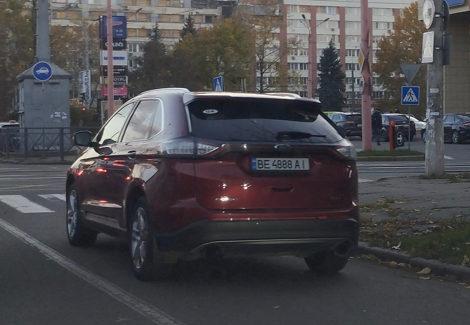 BE 4888 AI, Ford Edge 