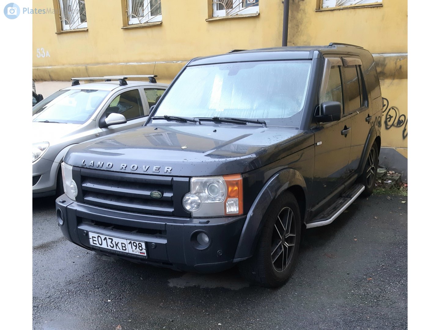 е 013 кв 198, Land Rover Discovery 3rd gen (LR3) (L319), 2004–2009