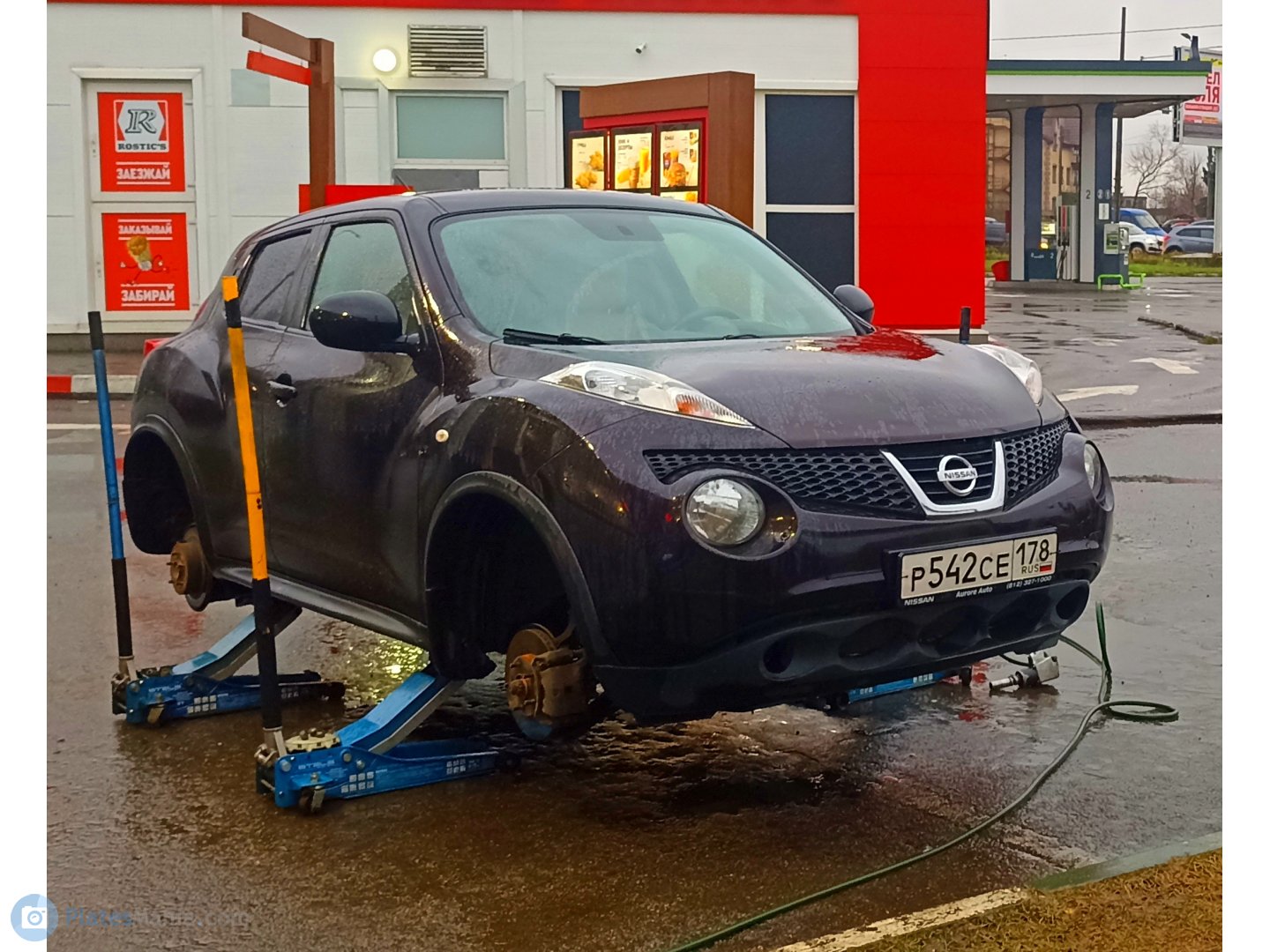 р 542 се 178, Nissan Juke 1st gen (F15), 2010–2014