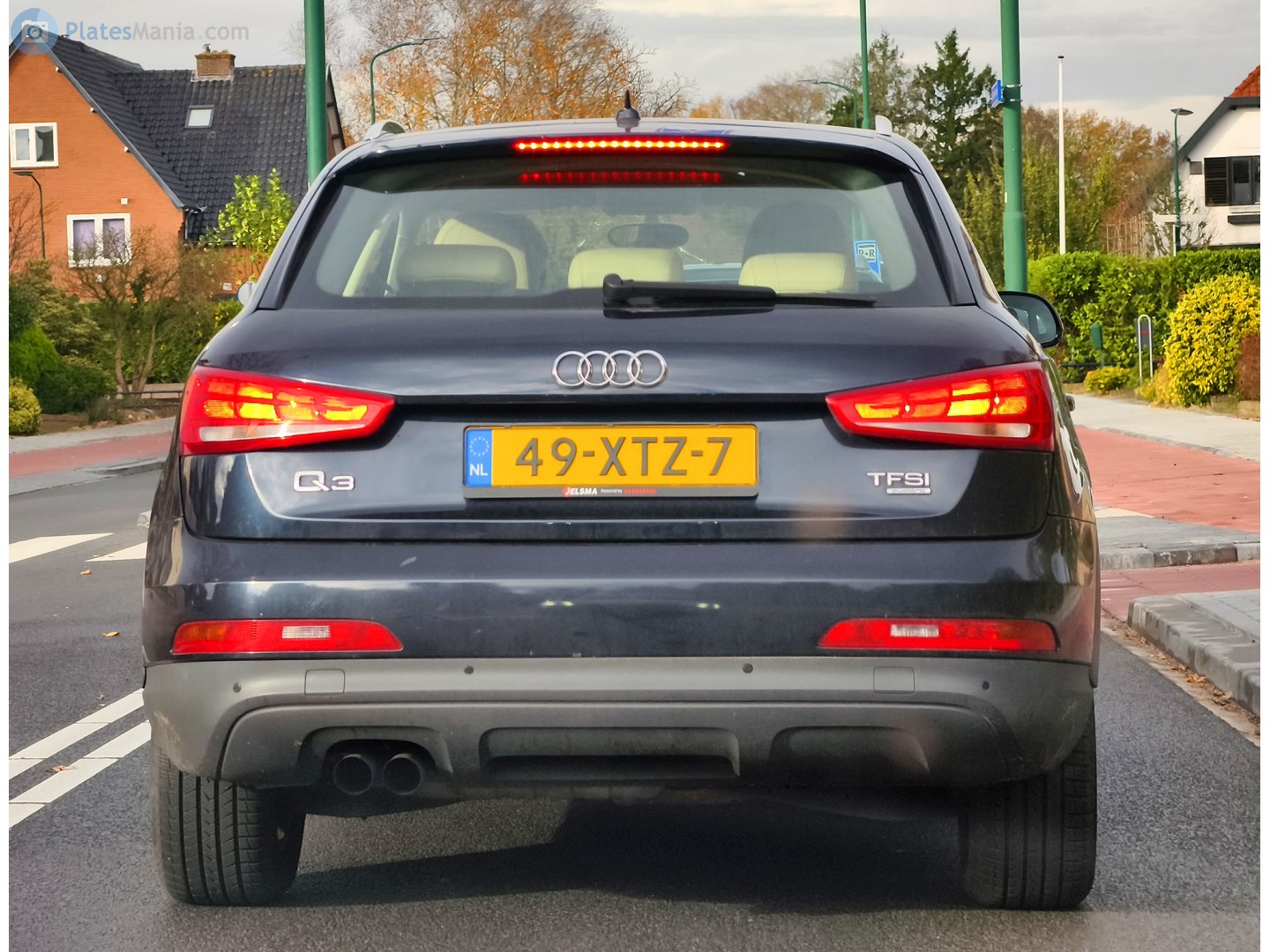 49-XTZ-7, Audi Q3 1st gen (8UB/8UG), 2011–2018