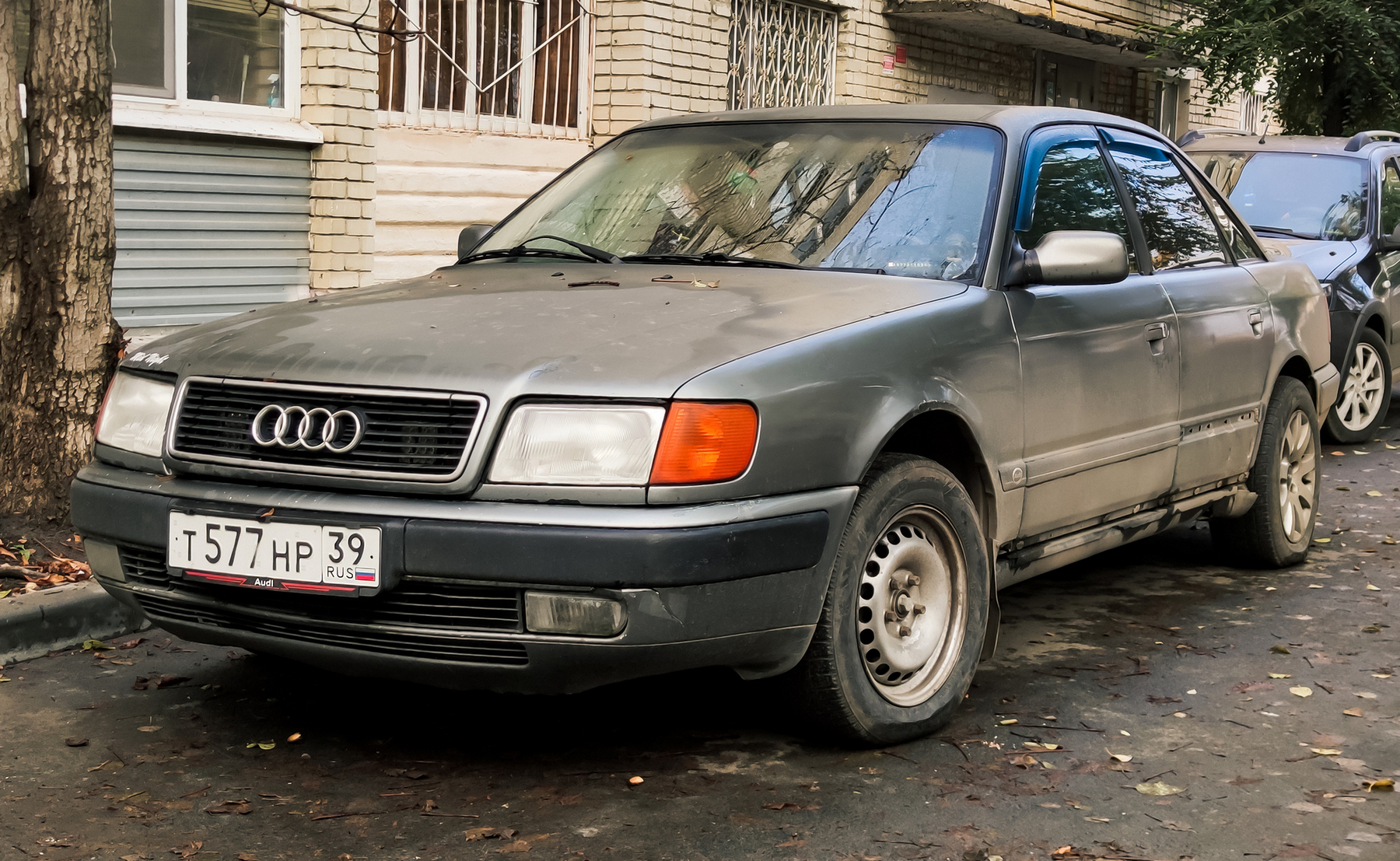 т 577 нр 39, Audi 100 4th gen Sedan (C4/4A2), 1990–1994