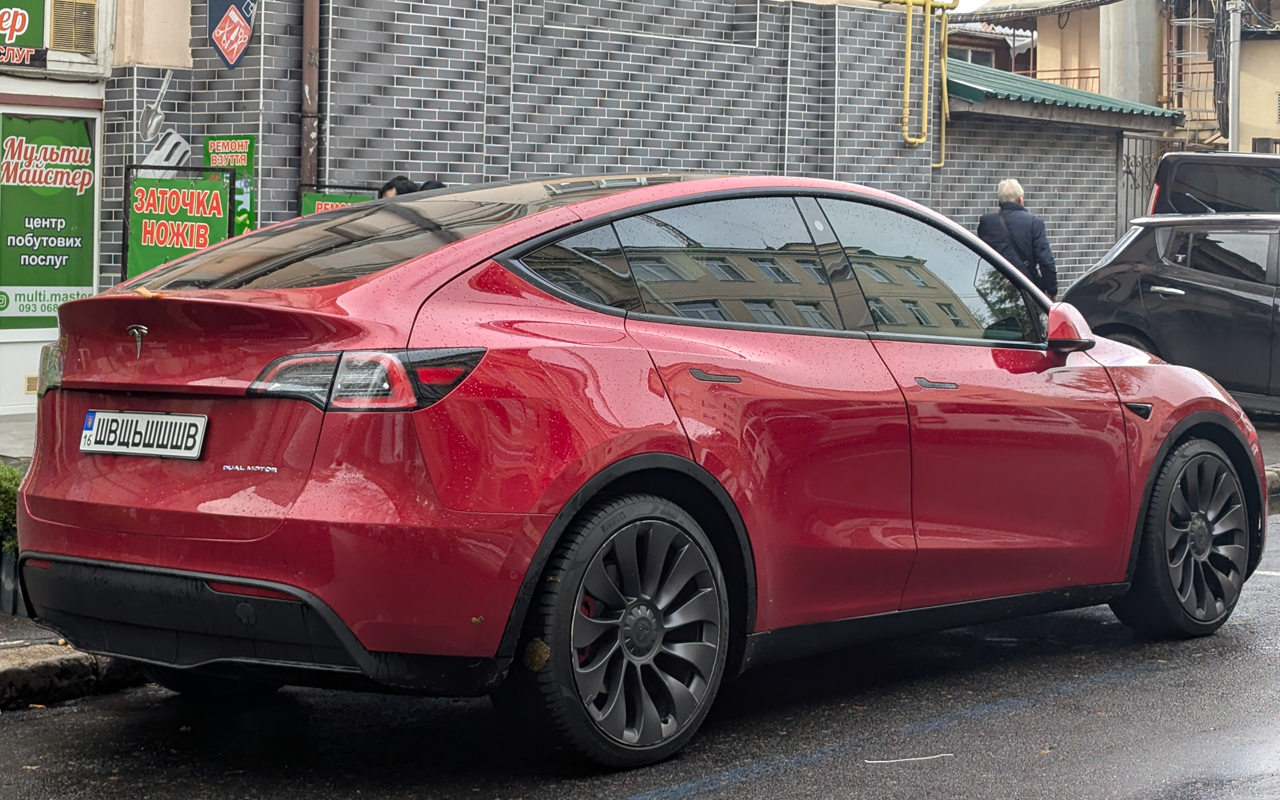 16 ШВЩЬШШШВ, Tesla Model Y 1st gen (5YJY), 2020–2025