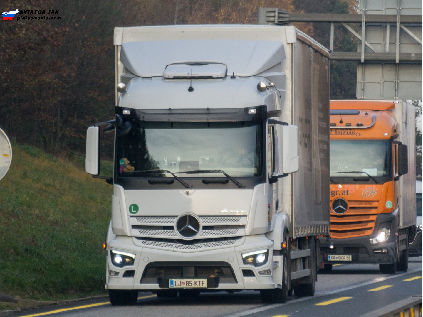 LJ 85-KTF, Mercedes-Benz Actros 3rd gen (MP4/MP5), 2011–