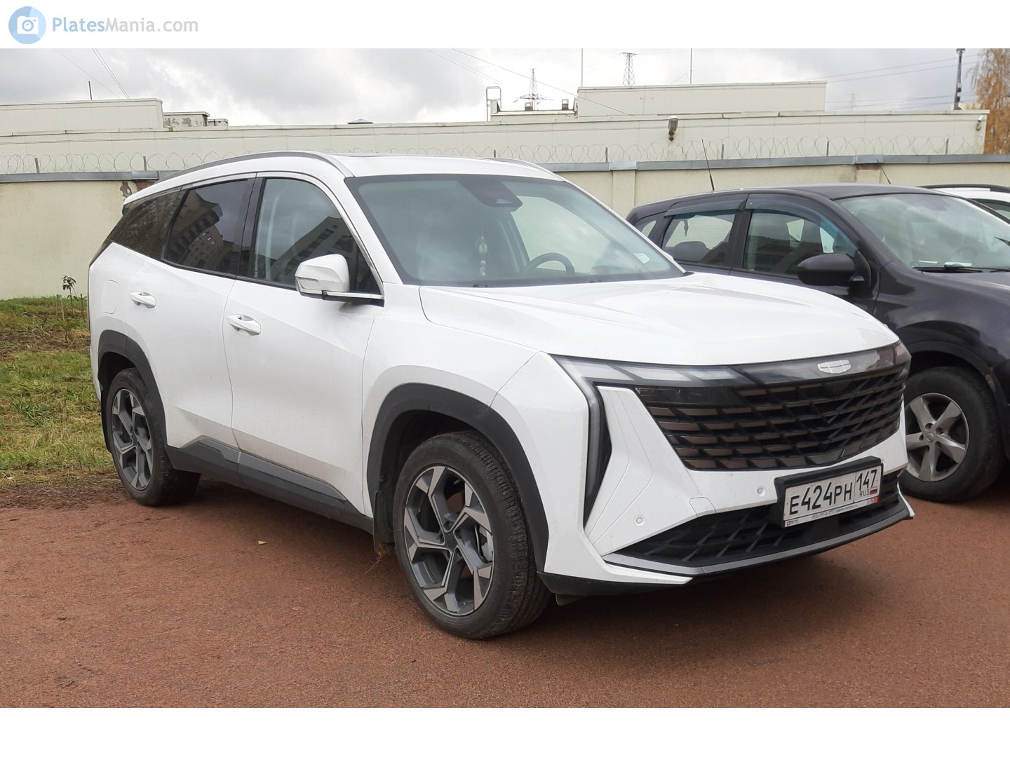 е 424 рн 147, Geely Atlas 