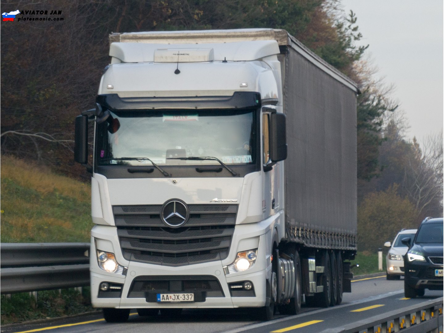 AA JX-337, Mercedes-Benz Actros 3rd gen (MP4/MP5), 2011–
