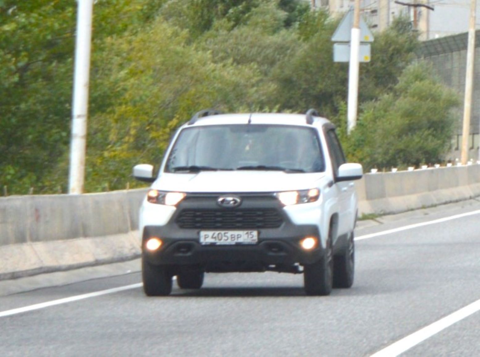 р 405 вр 15, Lada (VAZ) 2123 Niva 