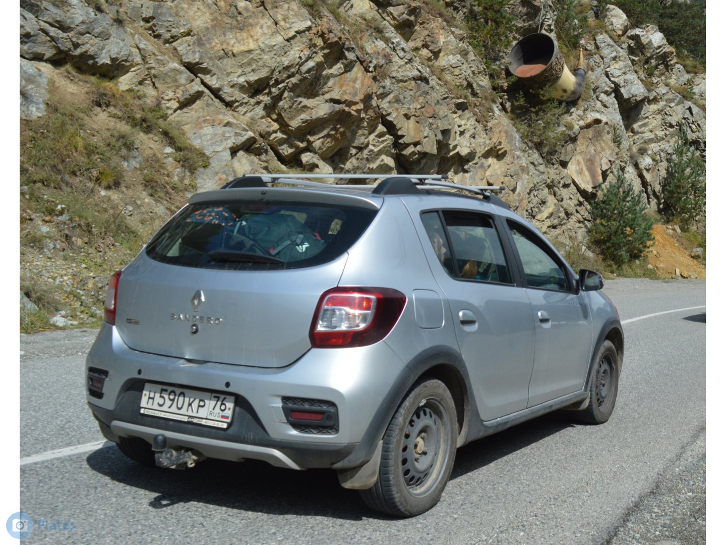 н 590 кр 76, Renault Sandero 