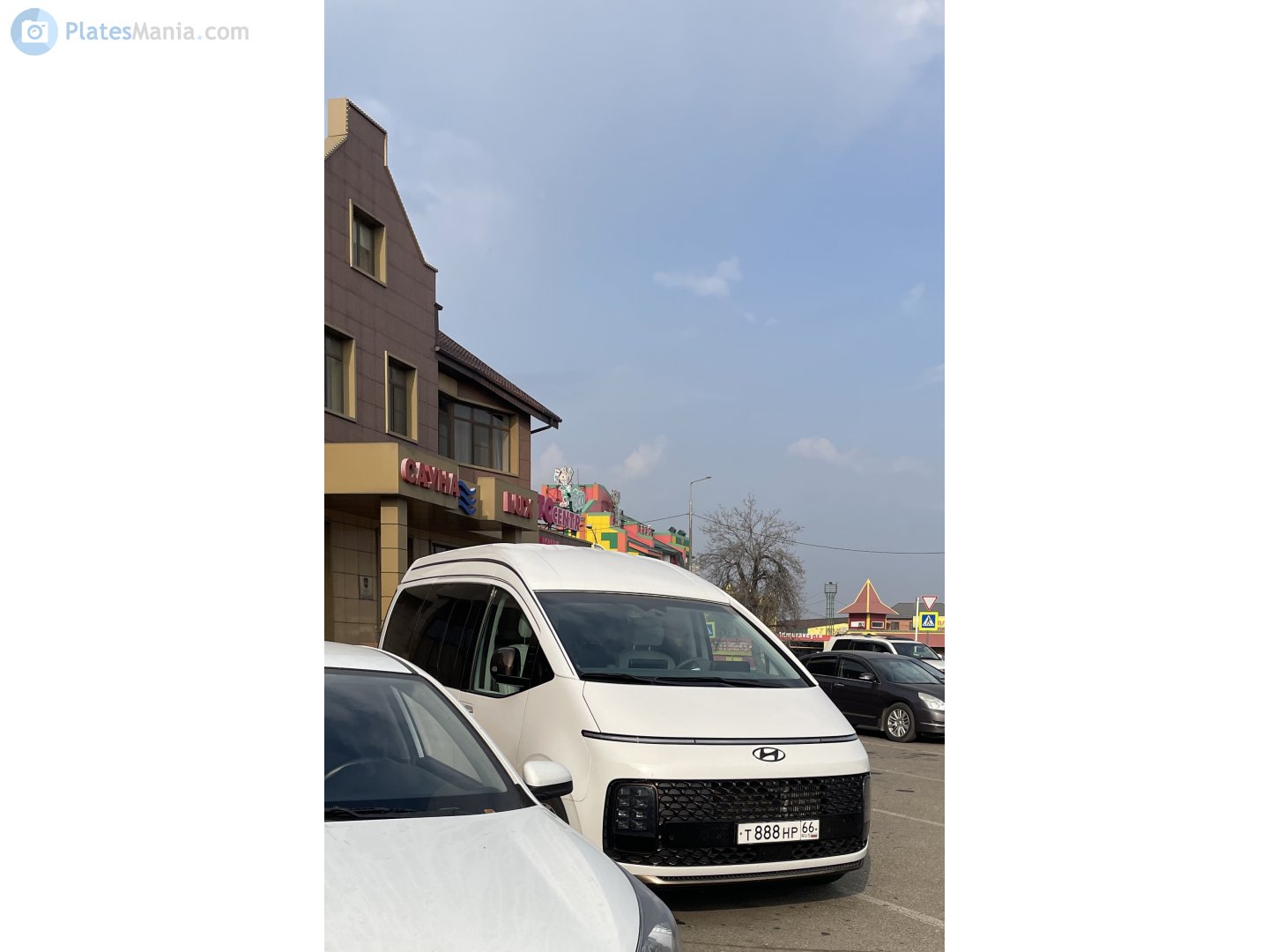 т 888 нр 66, Hyundai Staria 