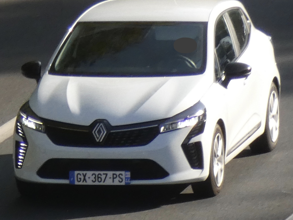 GX-367-PS, Renault Clio 5th gen (BJA), facelift, 2023–