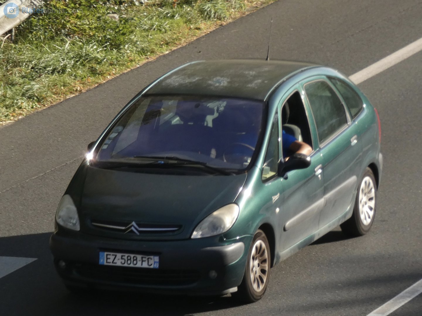 EZ-588-FC, Citroёn Xsara Picasso 1st gen (N68), 1999–2010 (–2012 for LATAM-market)