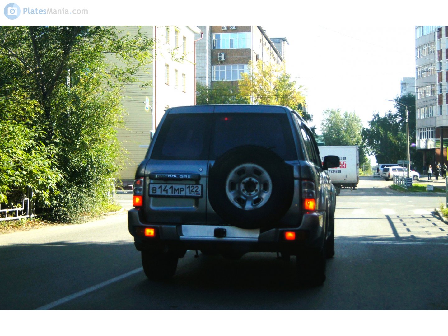 в 141 мр 122, Nissan Patrol 5th gen 5-door SUV (Y61), 1997–2004
