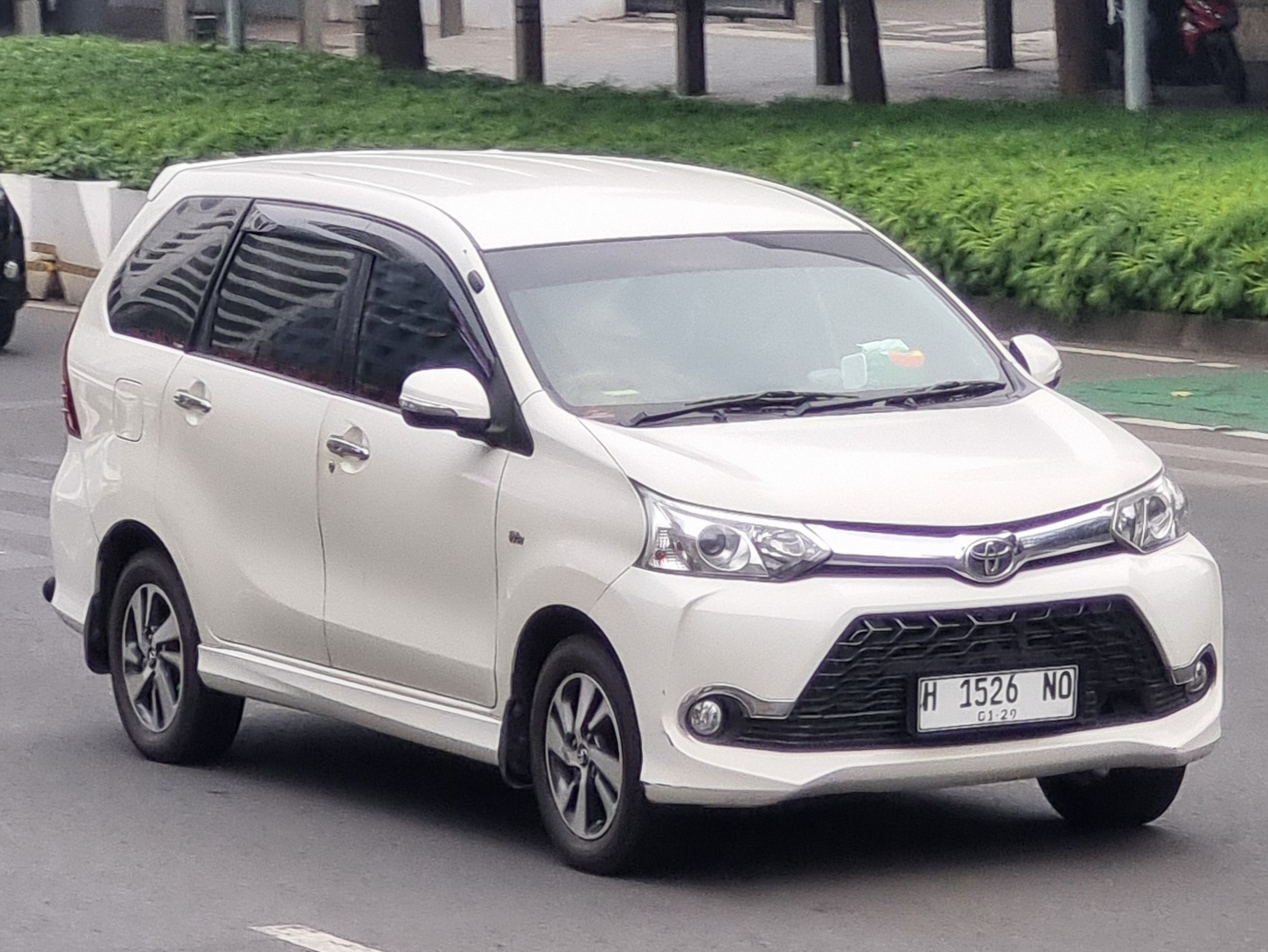 H 1526 NO, Toyota Avanza 2nd gen (F650), 1st facelift, 2015–2019