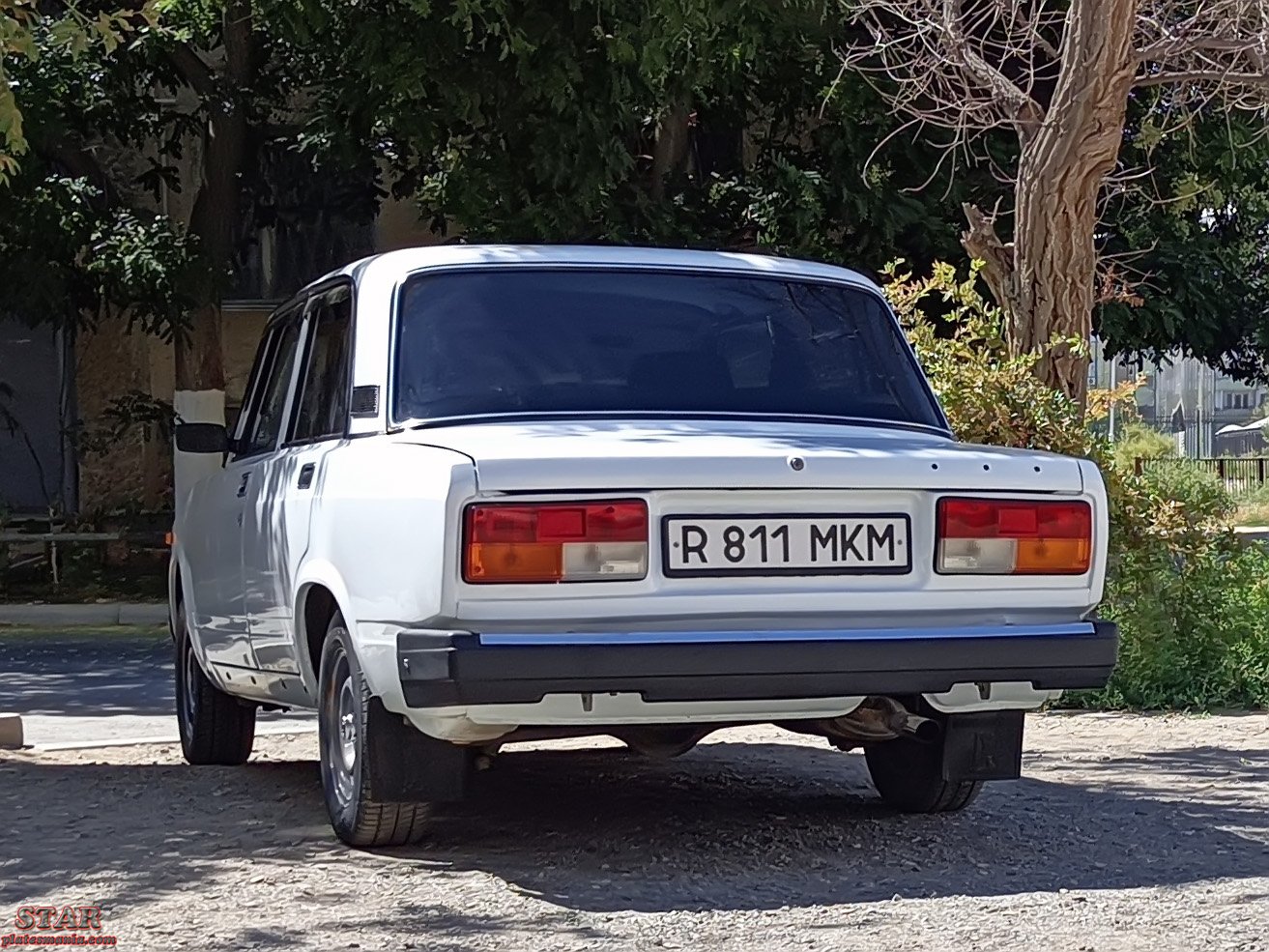 R 811 MKM, Lada (VAZ) 2107 Жигули (Nova / Riva / Signet / 1500), 1982–2014