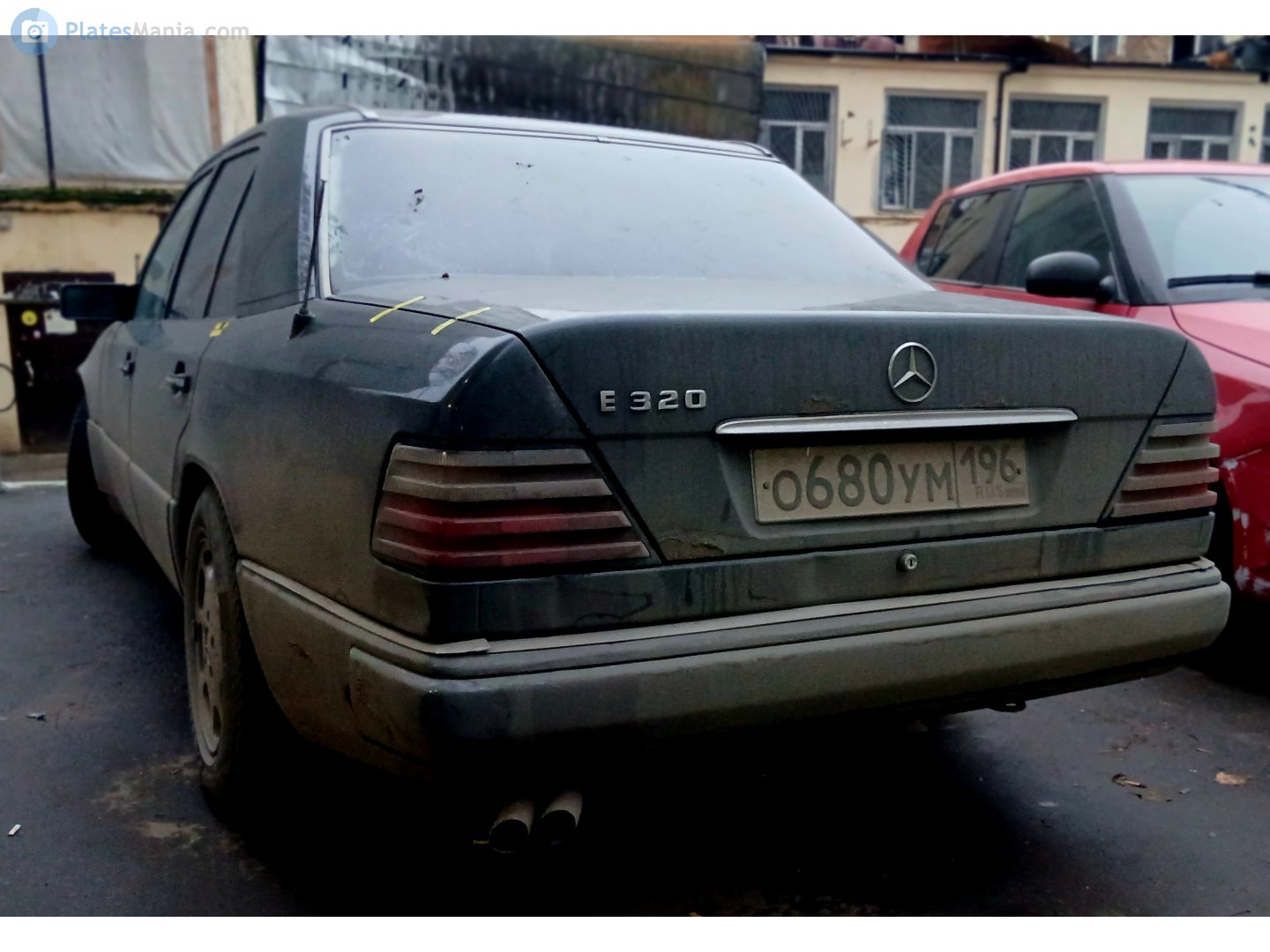 о 680 ум 196, Mercedes-Benz E-Klasse 1st gen Sedan (W124), 1984­–1995