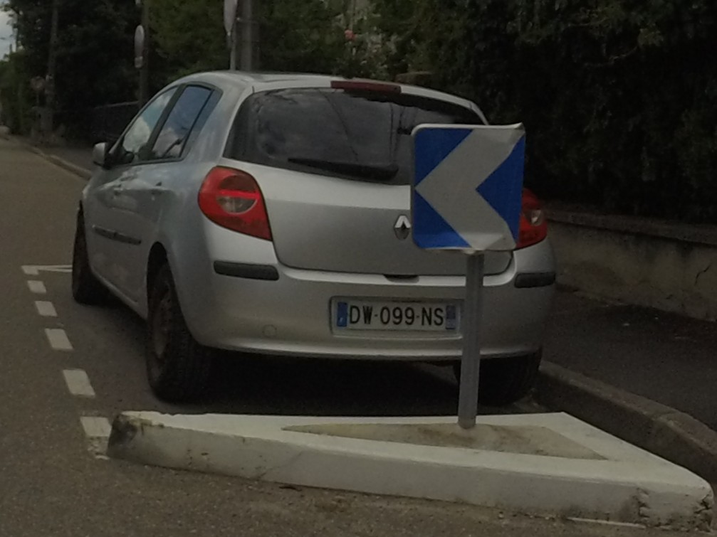 DW-099-NS, Renault Clio 3rd gen 5-door Hatch (B85), 2005–2009