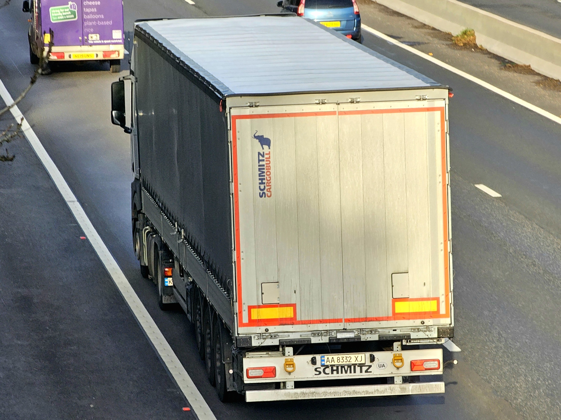 AA 8332 XJ, Schmitz SPR 