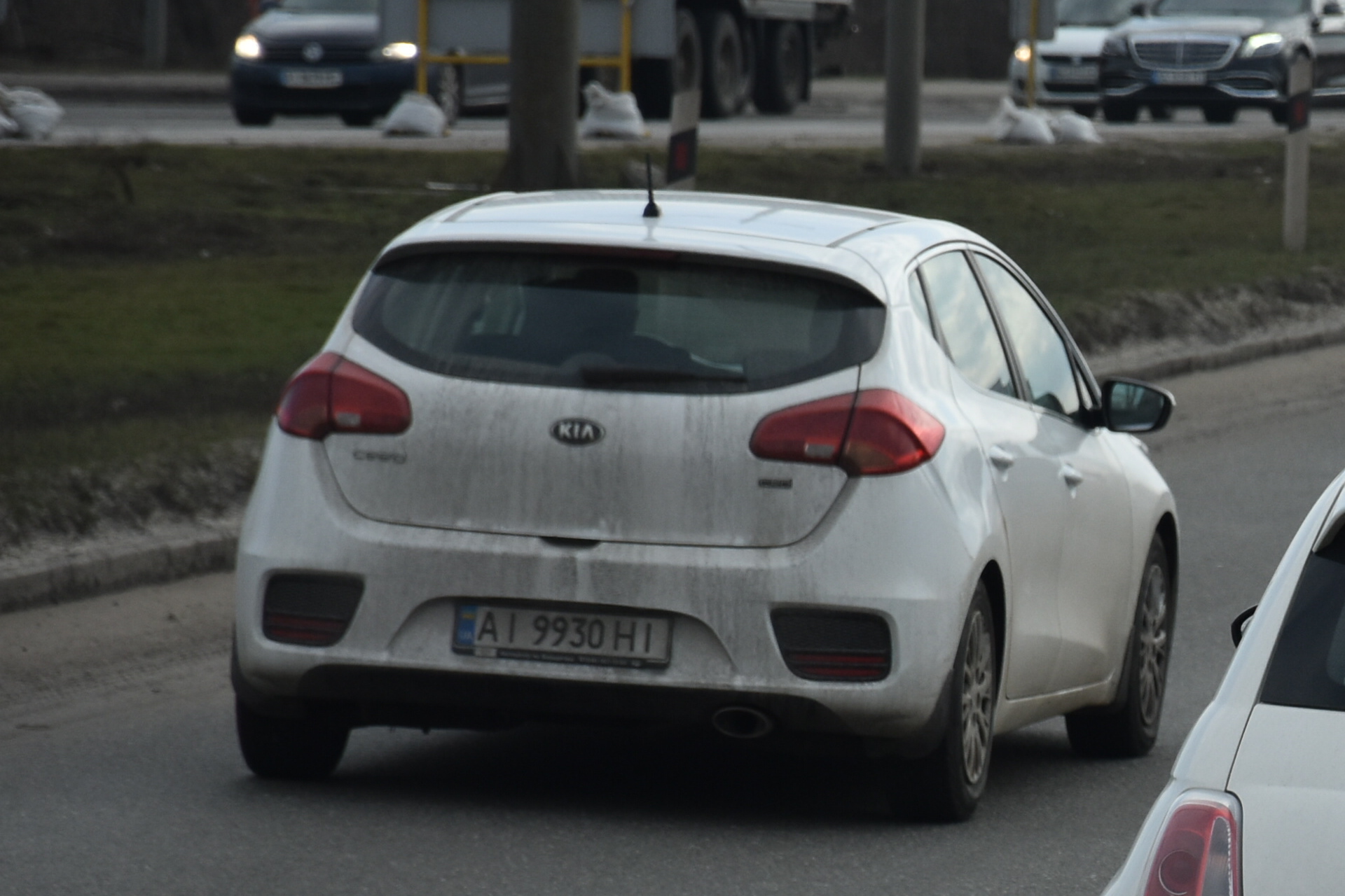 AI 9930 HI, Kia Ceed 