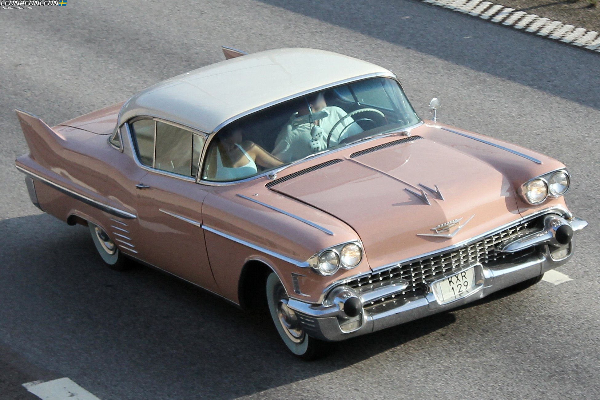 KXR 129, Cadillac Series 62 