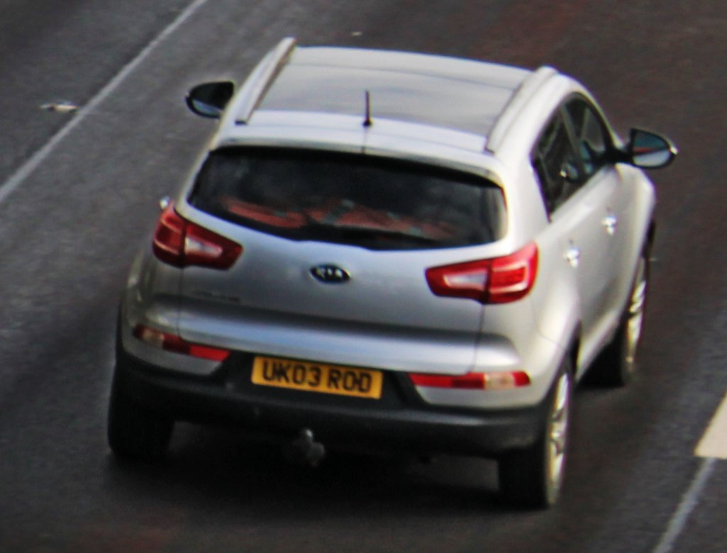 UK03ROD, Kia Sportage 3rd gen (R) (SL), 2010–2016