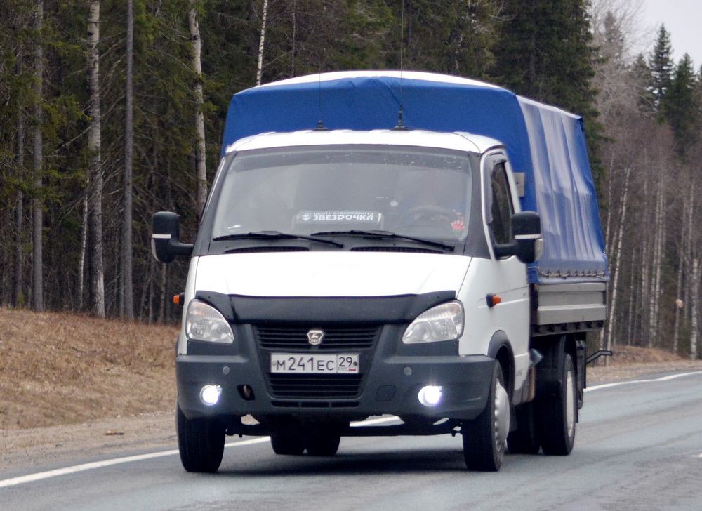 м 241 ес 29, GAZ 3302 ГАЗель 2-3302 Single Cab, facelift, 2003–