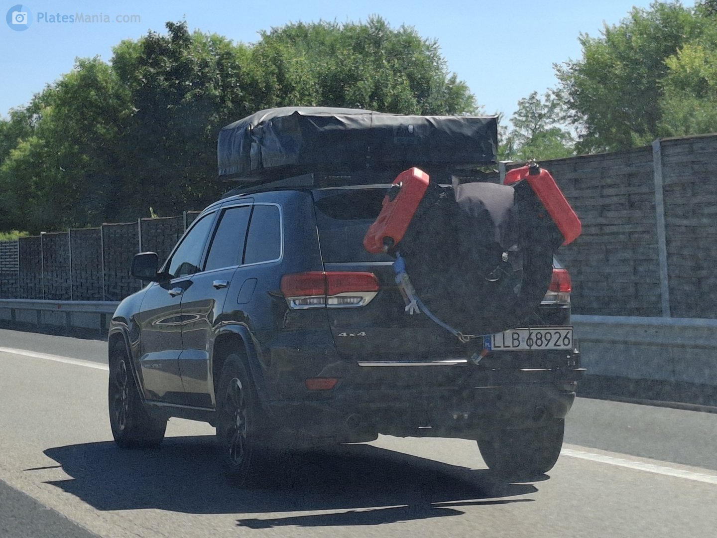 LLB 68926, Jeep Grand Cherokee 4th gen (WK2), facelift, 2013–2022