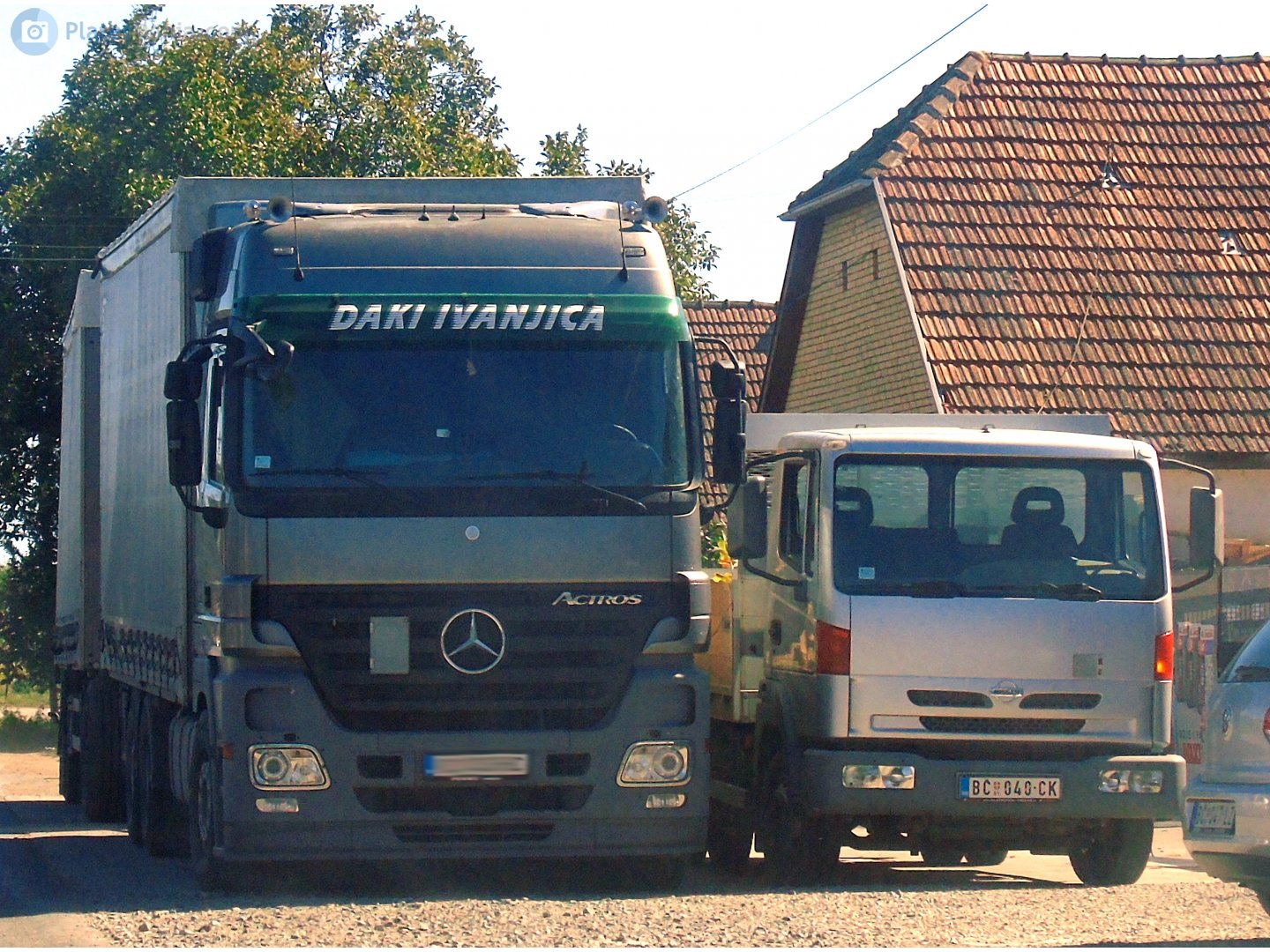 BČ 040-CK, Nissan Atleon 1st gen (B440/B660), 2000–2004